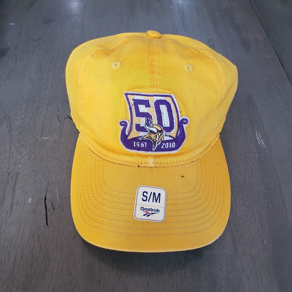 NEW Minnesota Vikings Hat Cap Men S/M Fitted Yellow Purple NFL Football Adult *A